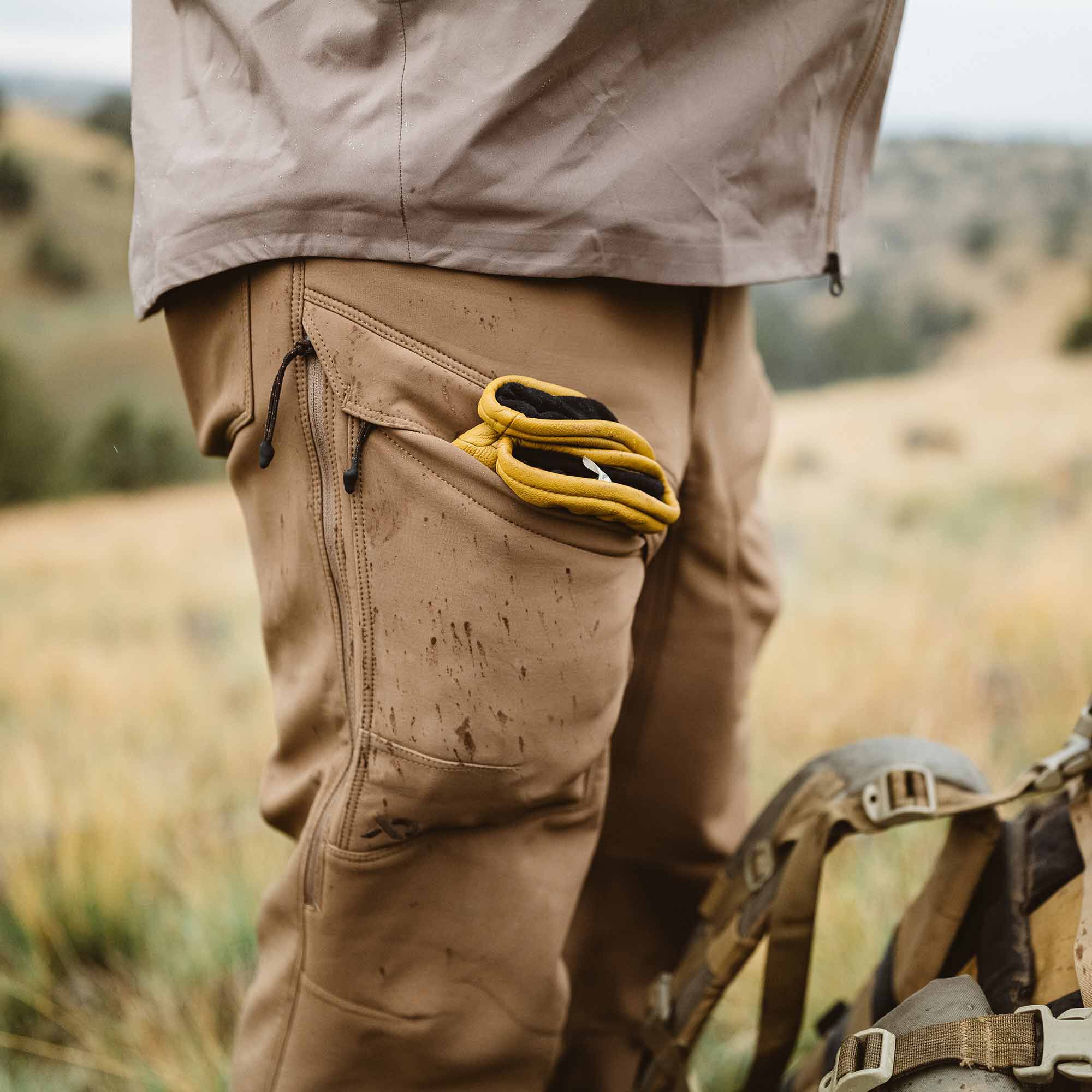 cdn_shop_files_mens-308-lined-pant_global_field-dump-pocket