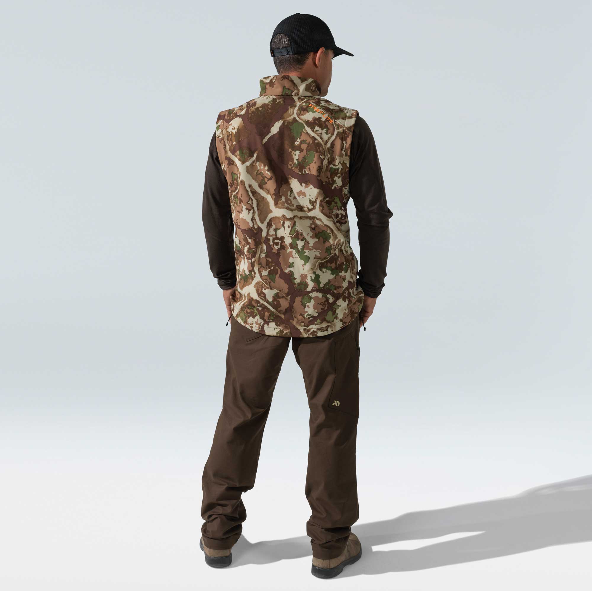 cdn_shop_files_mens-suppressor-vest_global_model-back