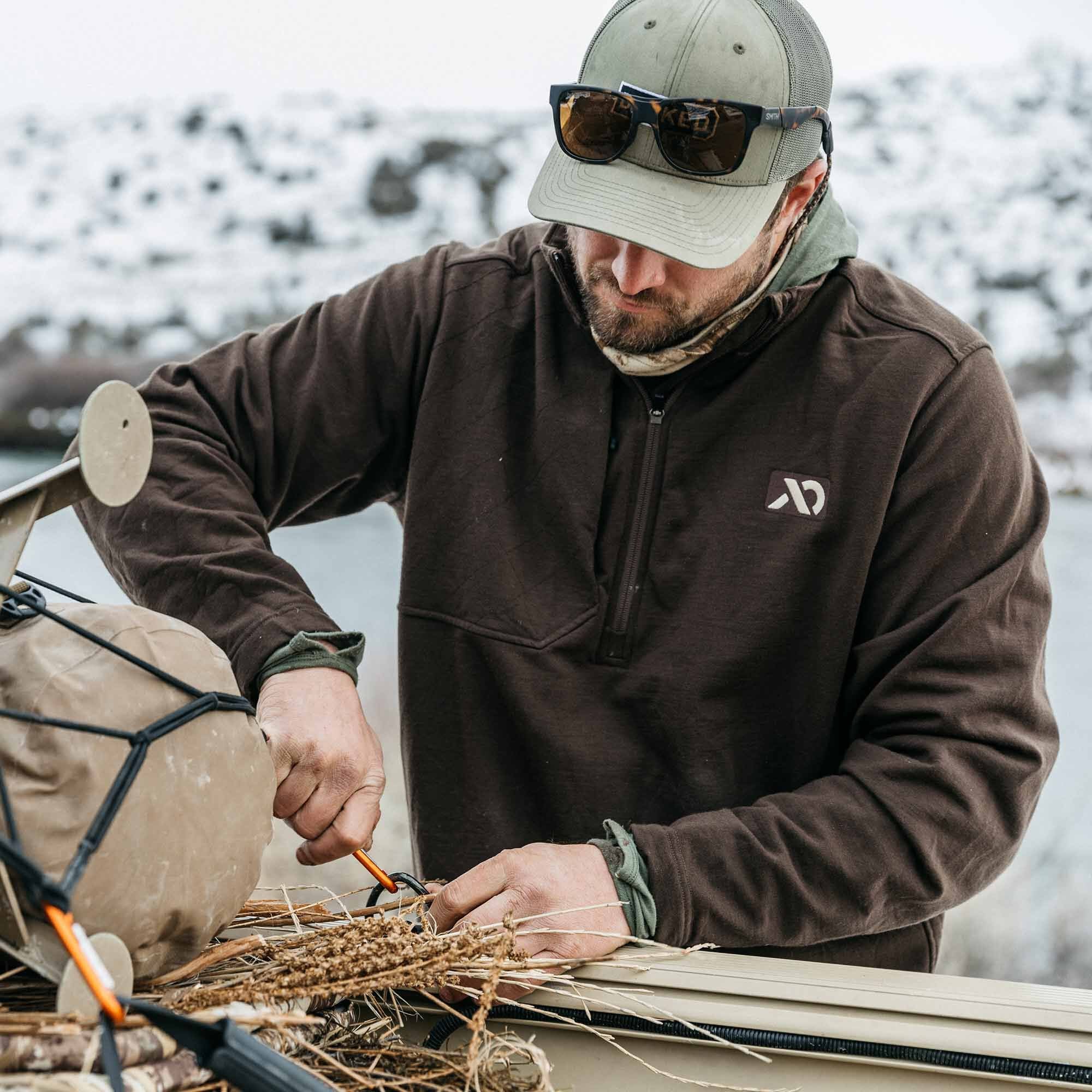 cdn_shop_files_rugged-wool-quarter-zip_global_field-4