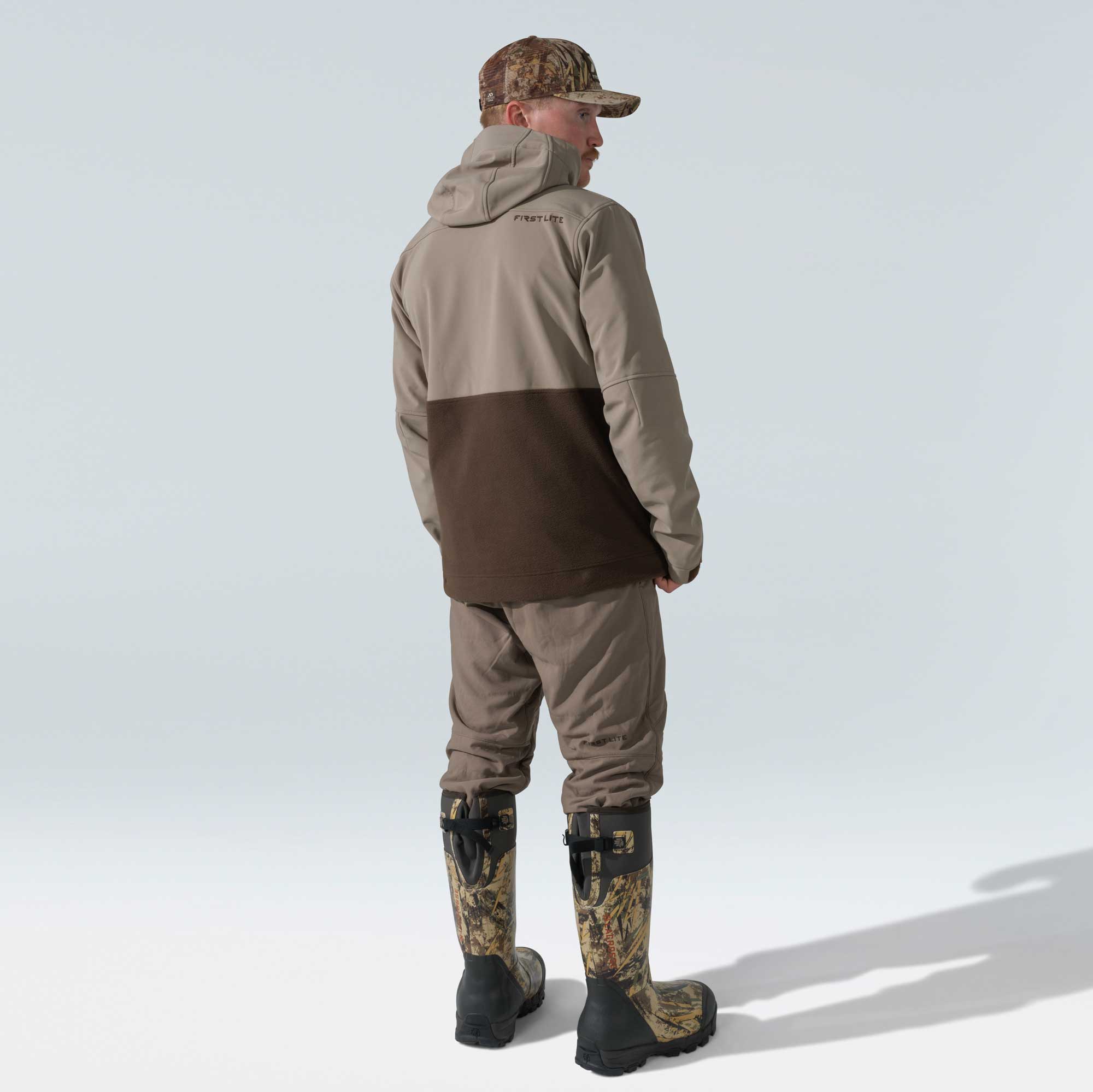 mens-suppressor-hybrid-jacket_global_model-back.jpg
